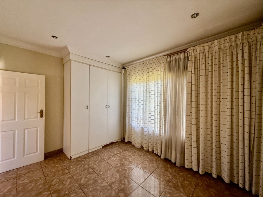 3 Bedroom Property for Sale in Meerhof North West